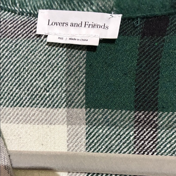 Lovers + Friends Forest Plaid Jacket like new 🆕 fits like xxs to s oversized - Picture 3 of 4